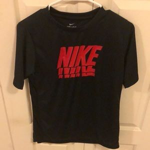 Nike Boys XL tee shirt